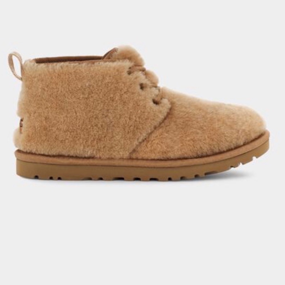 🦖UGGS NEUMEL COZY SHOES